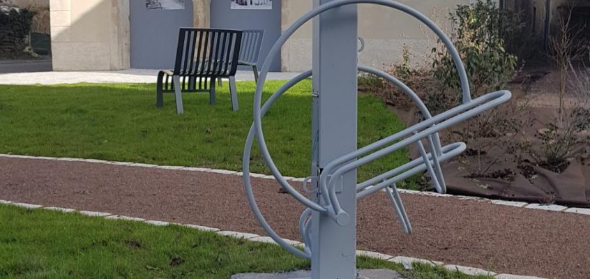 NOUVEAU : une borne de recharge pour vélo électrique sur la commune